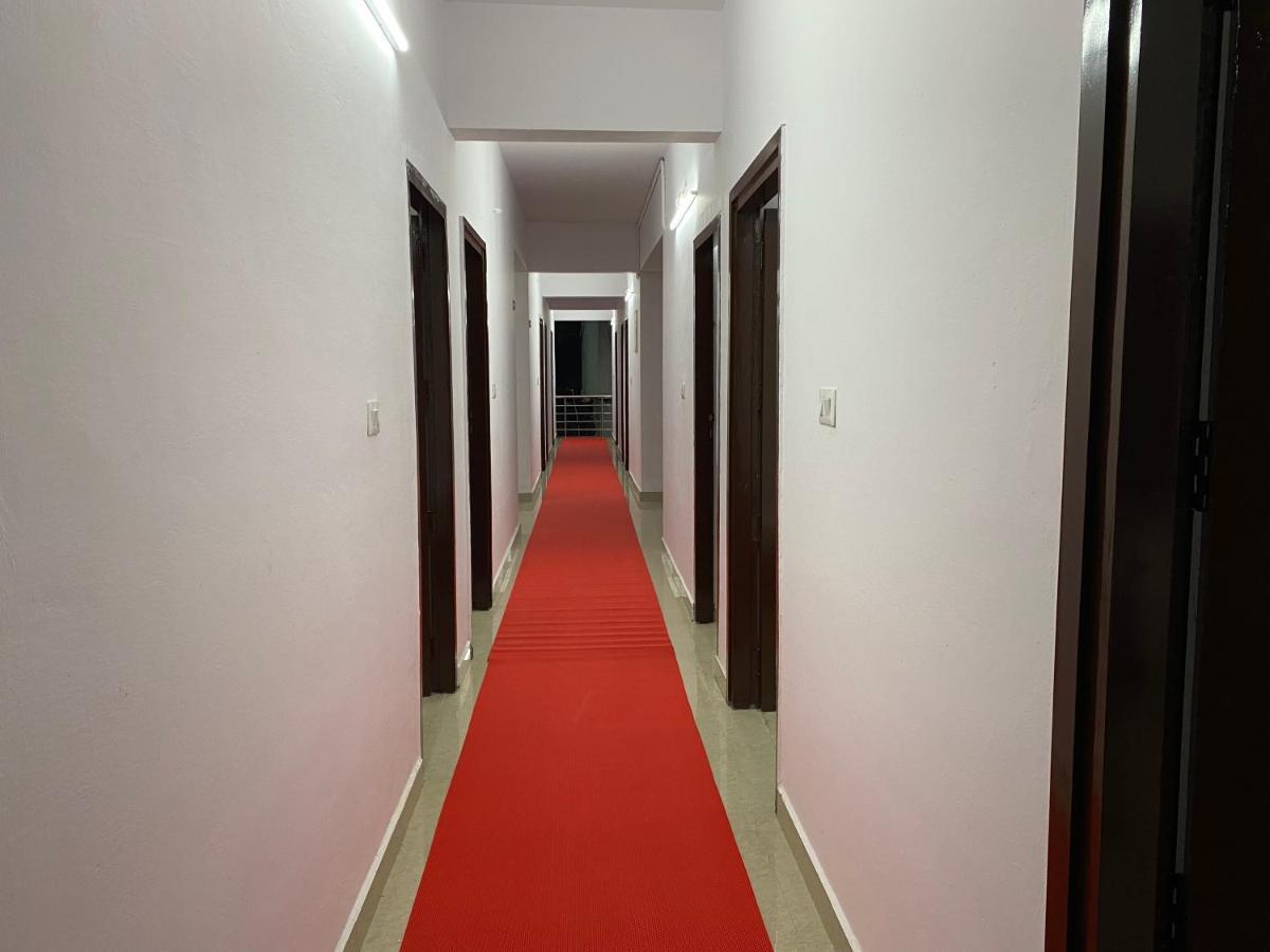 Erumely Central Homes Mundakayam ภายนอก รูปภาพ