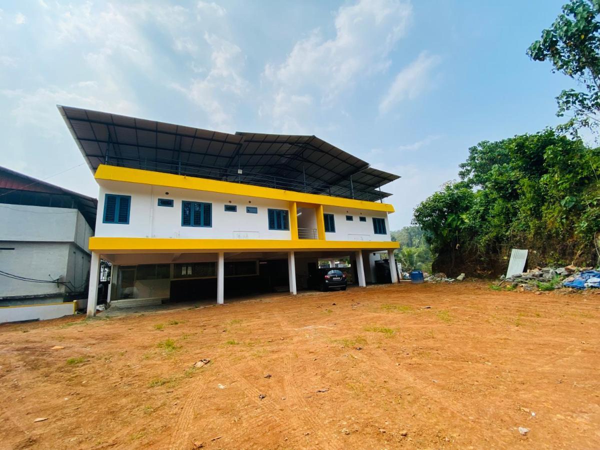Erumely Central Homes Mundakayam ภายนอก รูปภาพ